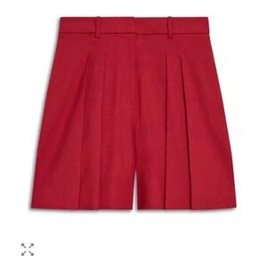 NWT Theory Good Collection Cherry Red
Women's Pleated Shorts